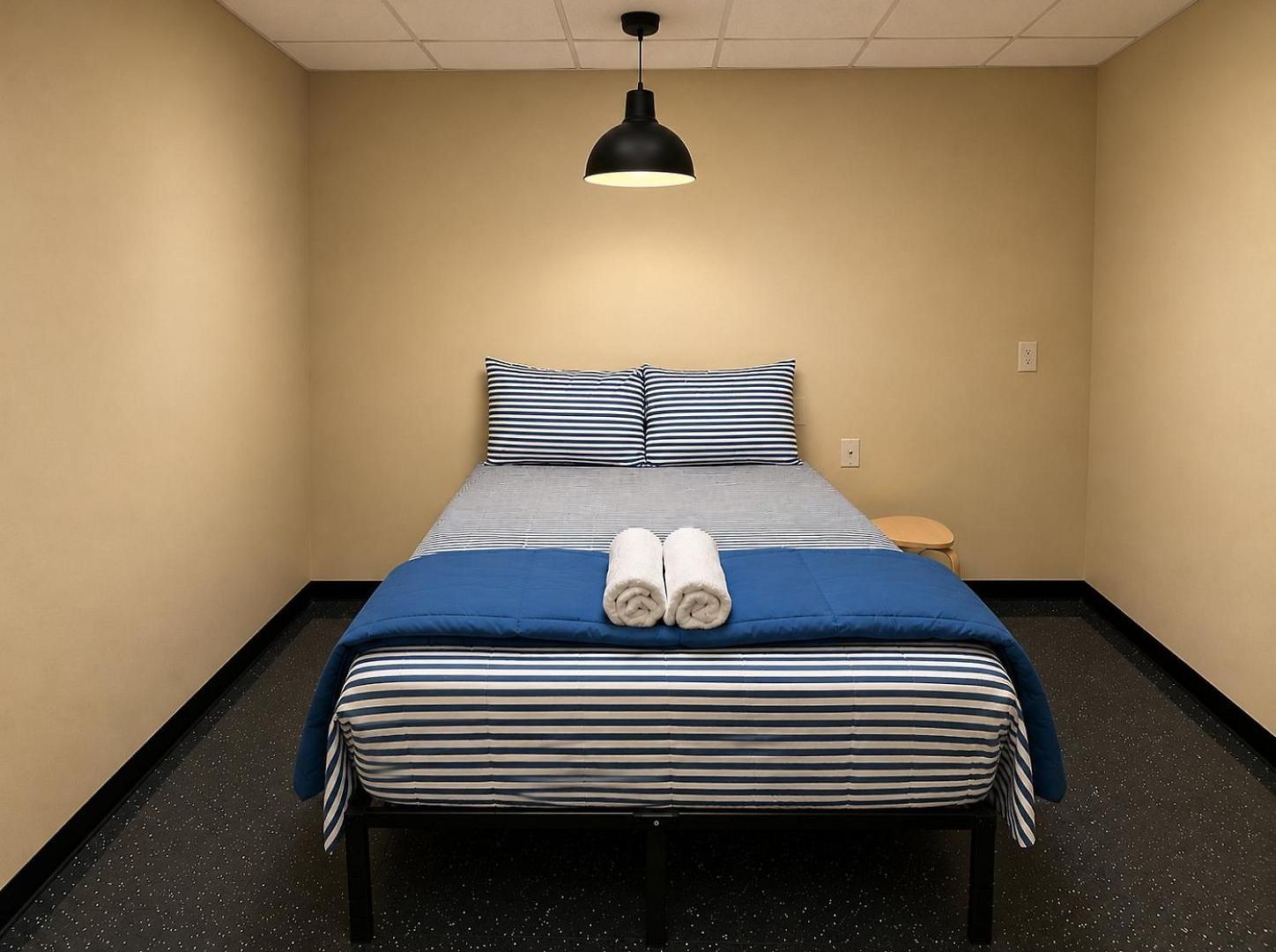 101 Manhattan - Little Italy, Soho, Noho, Les, East Village, Chinatown - 1 Gig Internet, 12inch Mattress, Hardsurface Floors * New York