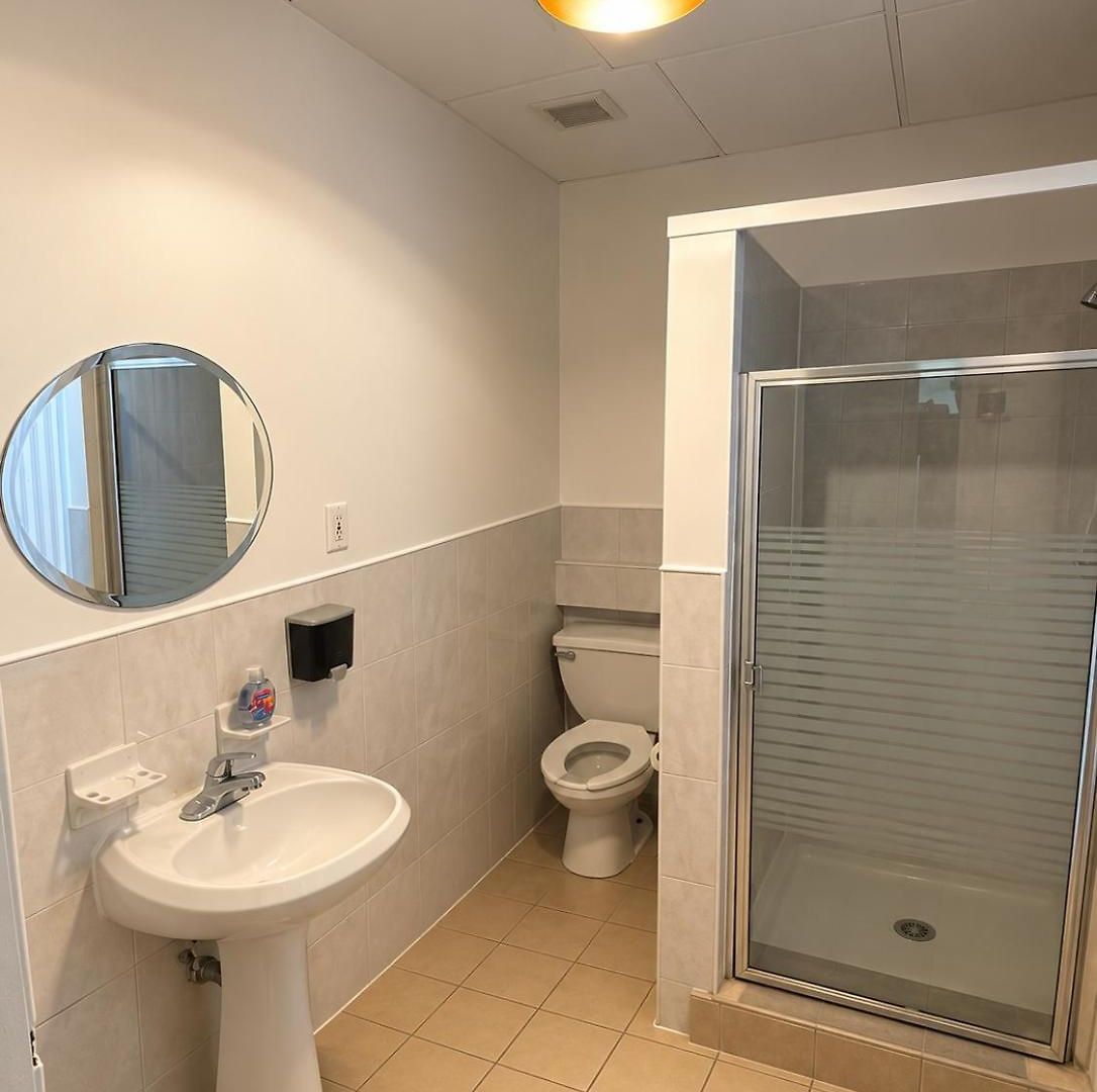 Hotel 101 Manhattan - Little Italy, Soho, Noho, Les, East Village, Chinatown - 1 Gig Internet, 12inch Mattress, Hardsurface Floors New York