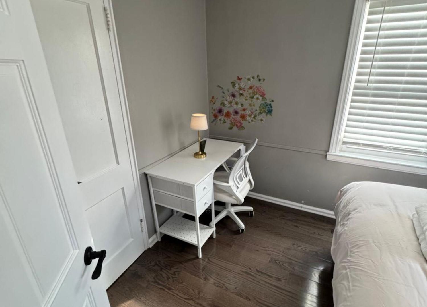 Luxury Duplex In Pelham Gardens Homestay