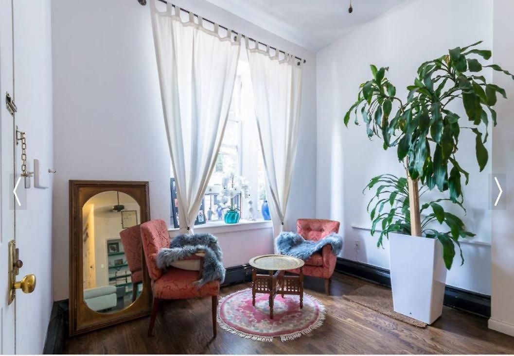 Spacious Garden Duplex 2 Bdrm * New York