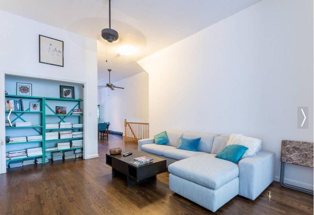 Spacious Garden Duplex 2 Bdrm Apartment *