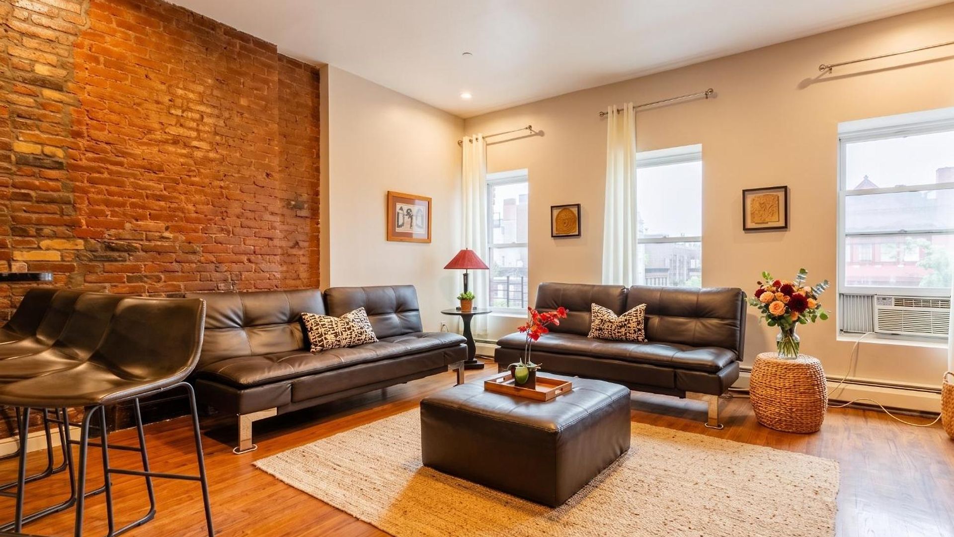 Gorgeous Two Bedroom Flat In Manhattan Apartment