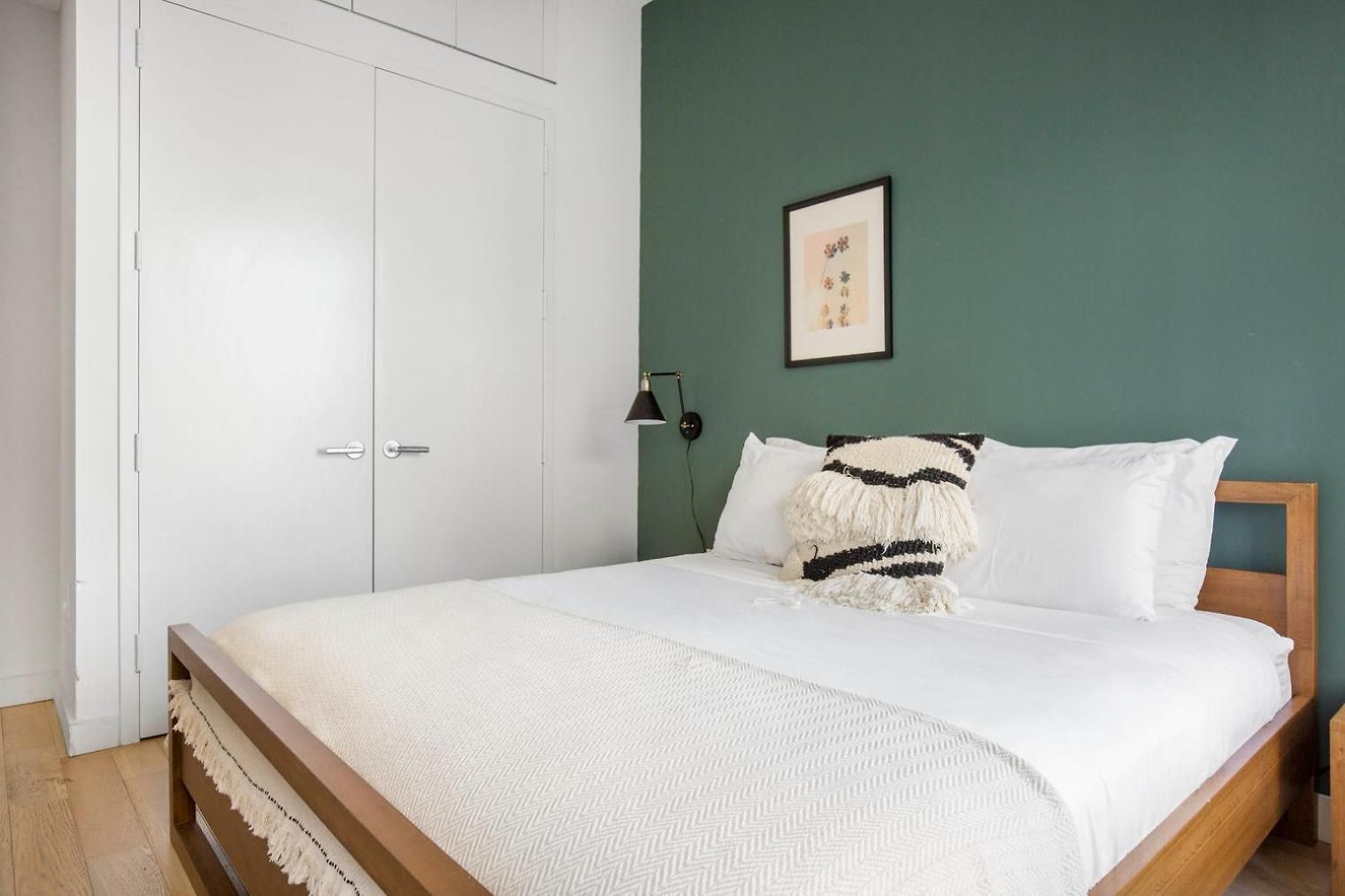 Apartment Fidi 1br W Roofdeck Gym Doorman Nr St Nyc-251 *
