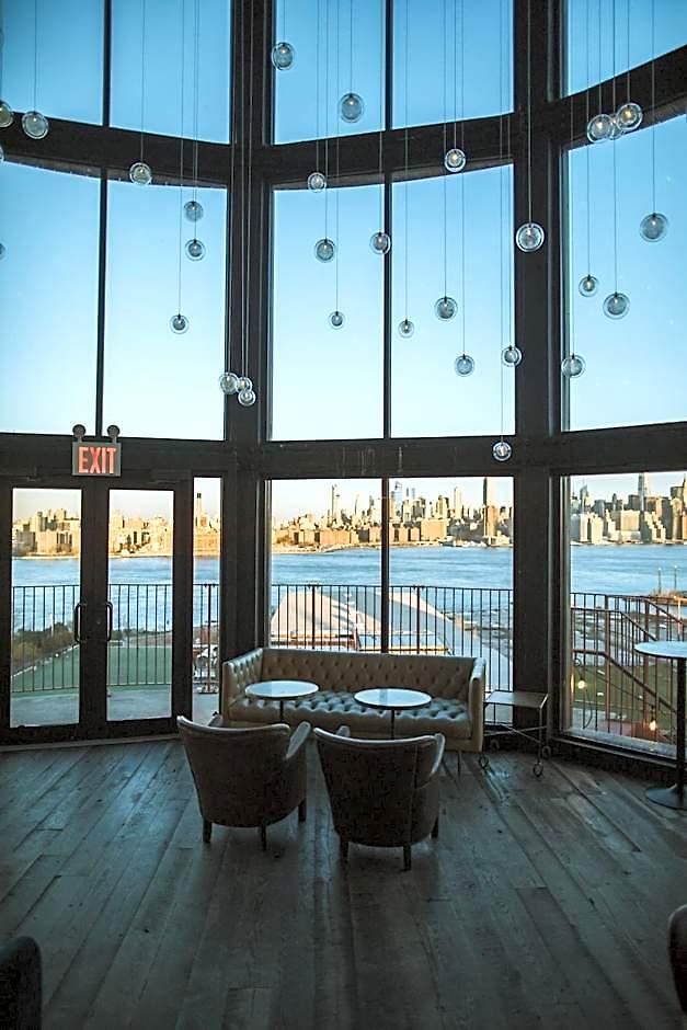 Arlo Williamsburg Hotel 5*