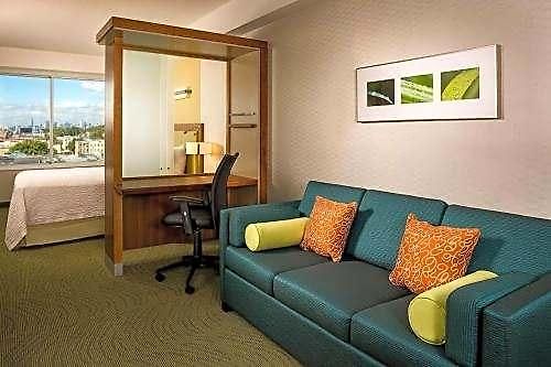 Springhill By Marriott Laguardia Airport Hotel