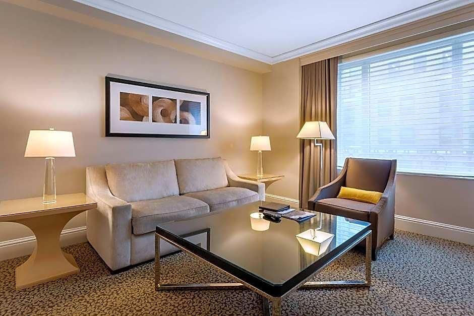 Omni Berkshire Place Hotel