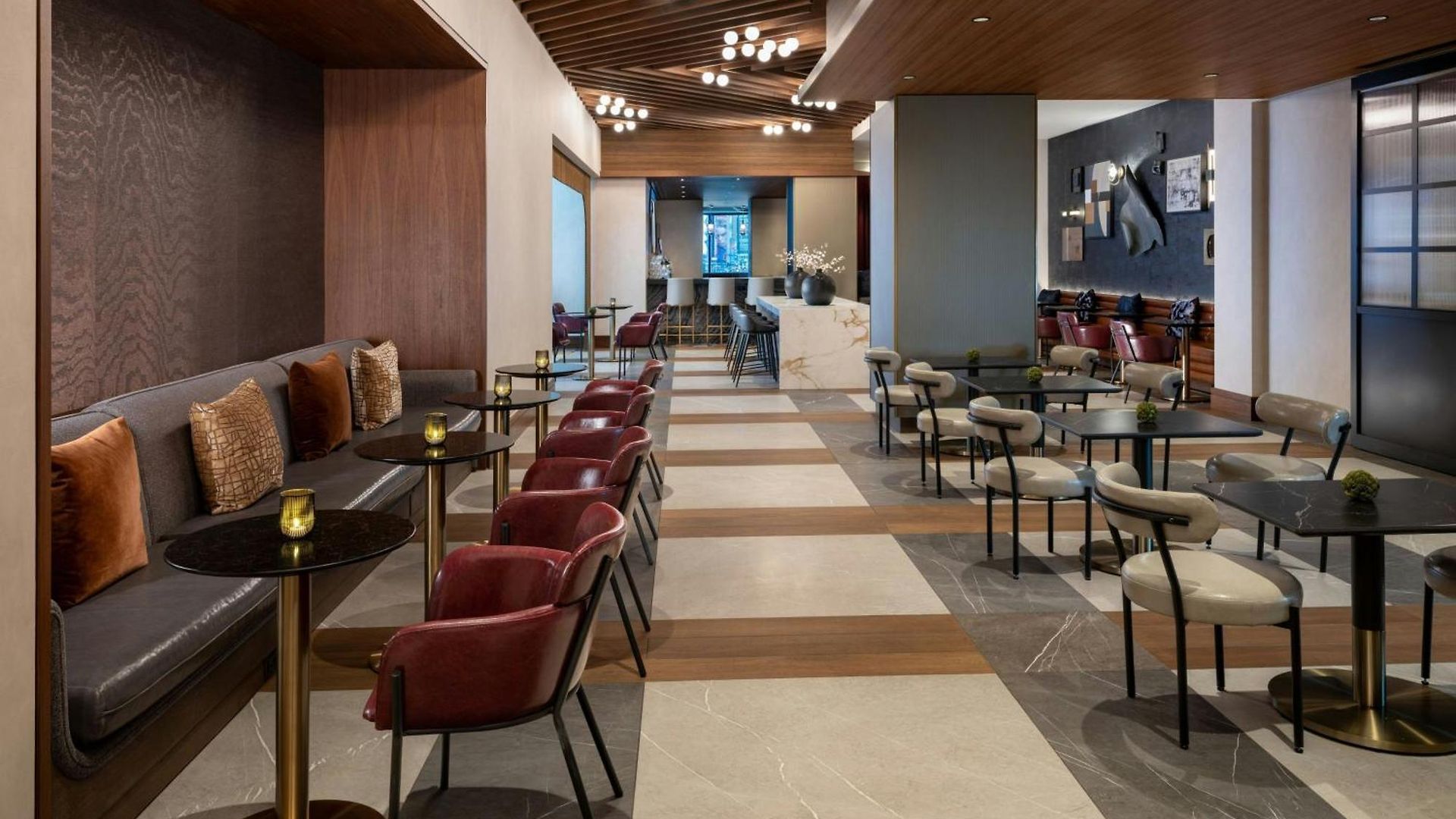 Renaissance Times Square By Marriott Hotel