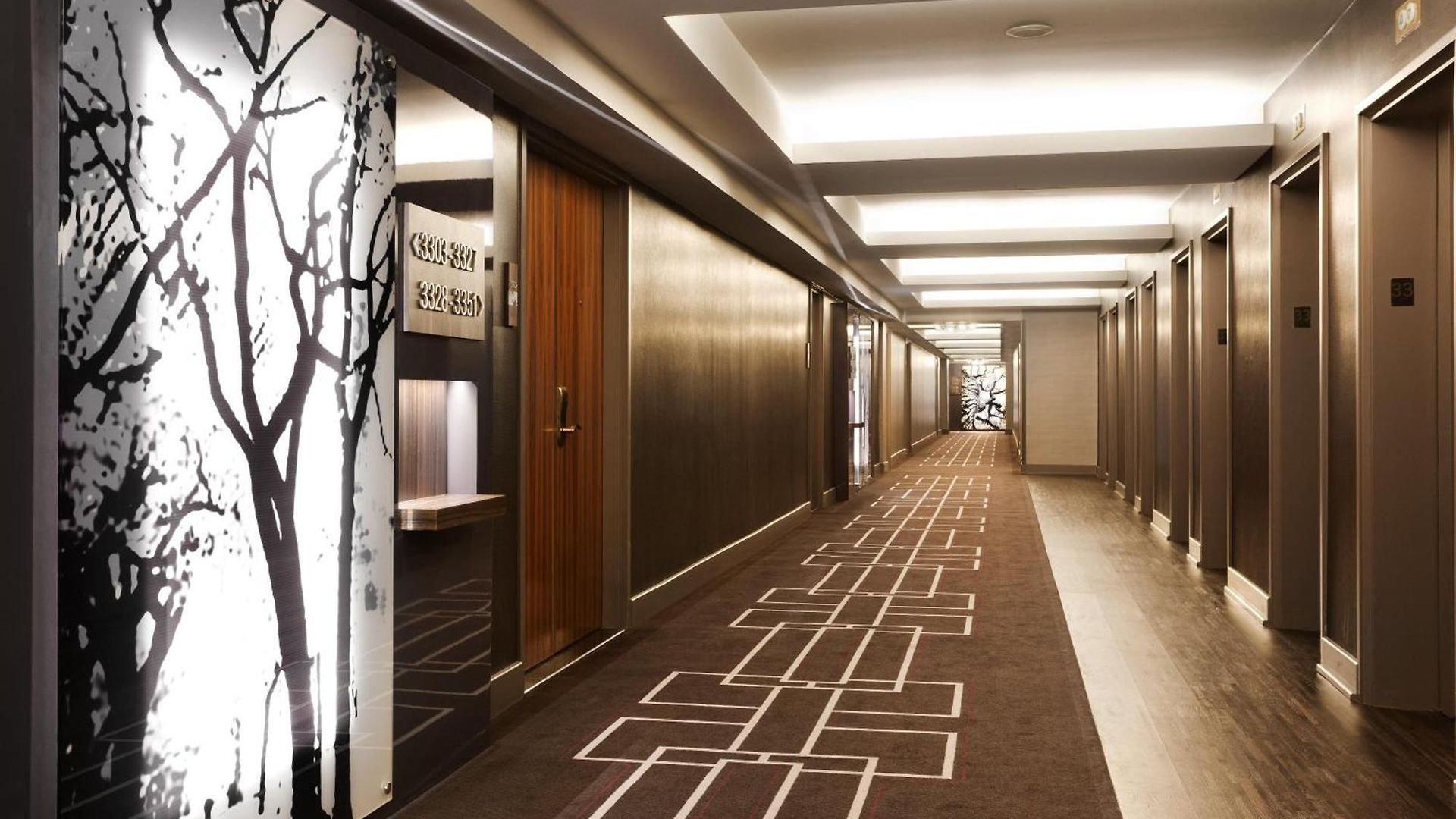 Hyatt Grand Hotel 4*