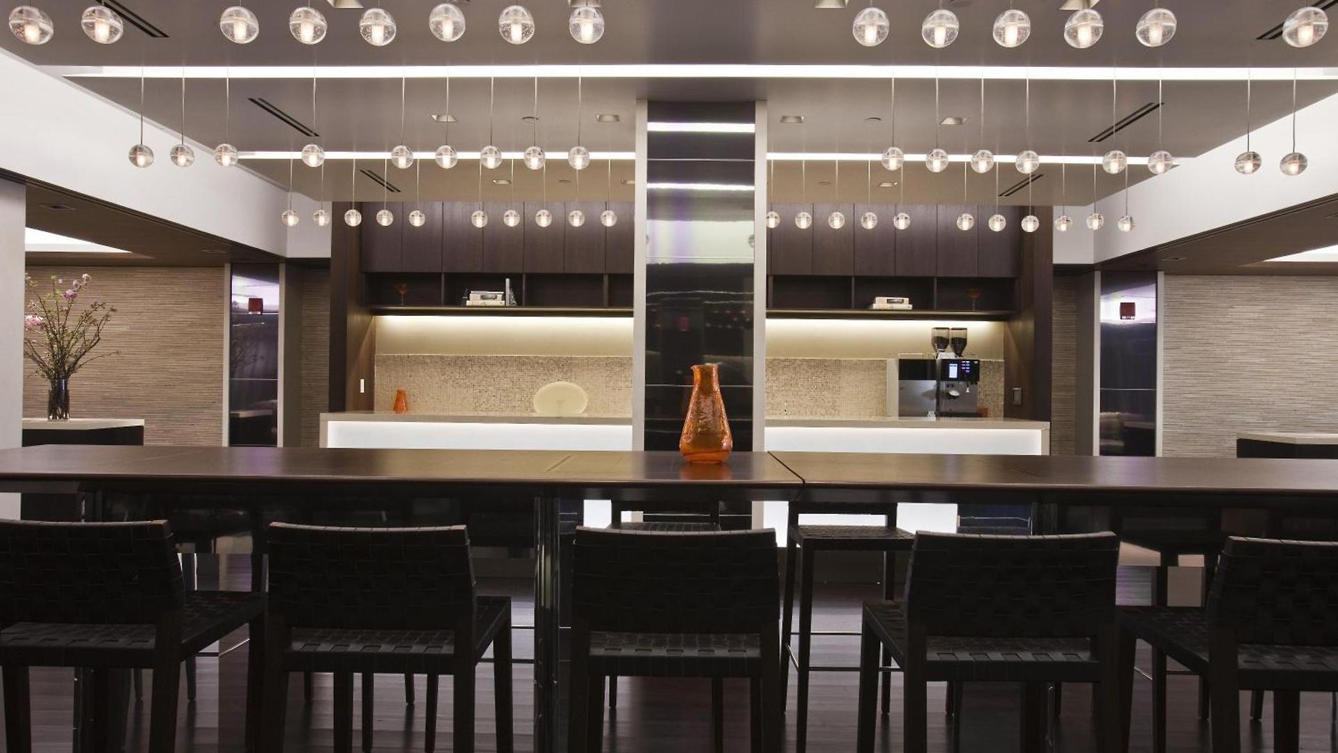 Hyatt Grand Hotel 4*