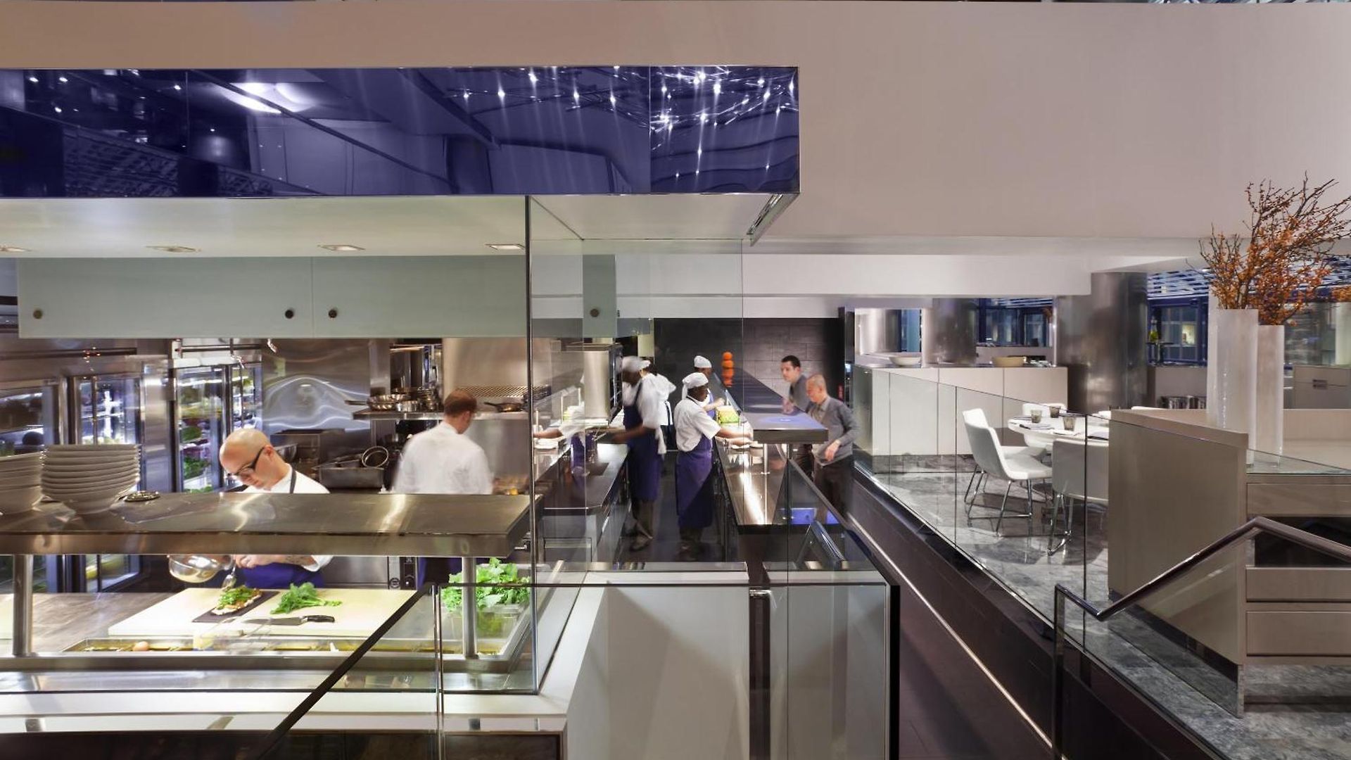 Hyatt Grand Hotel 4*