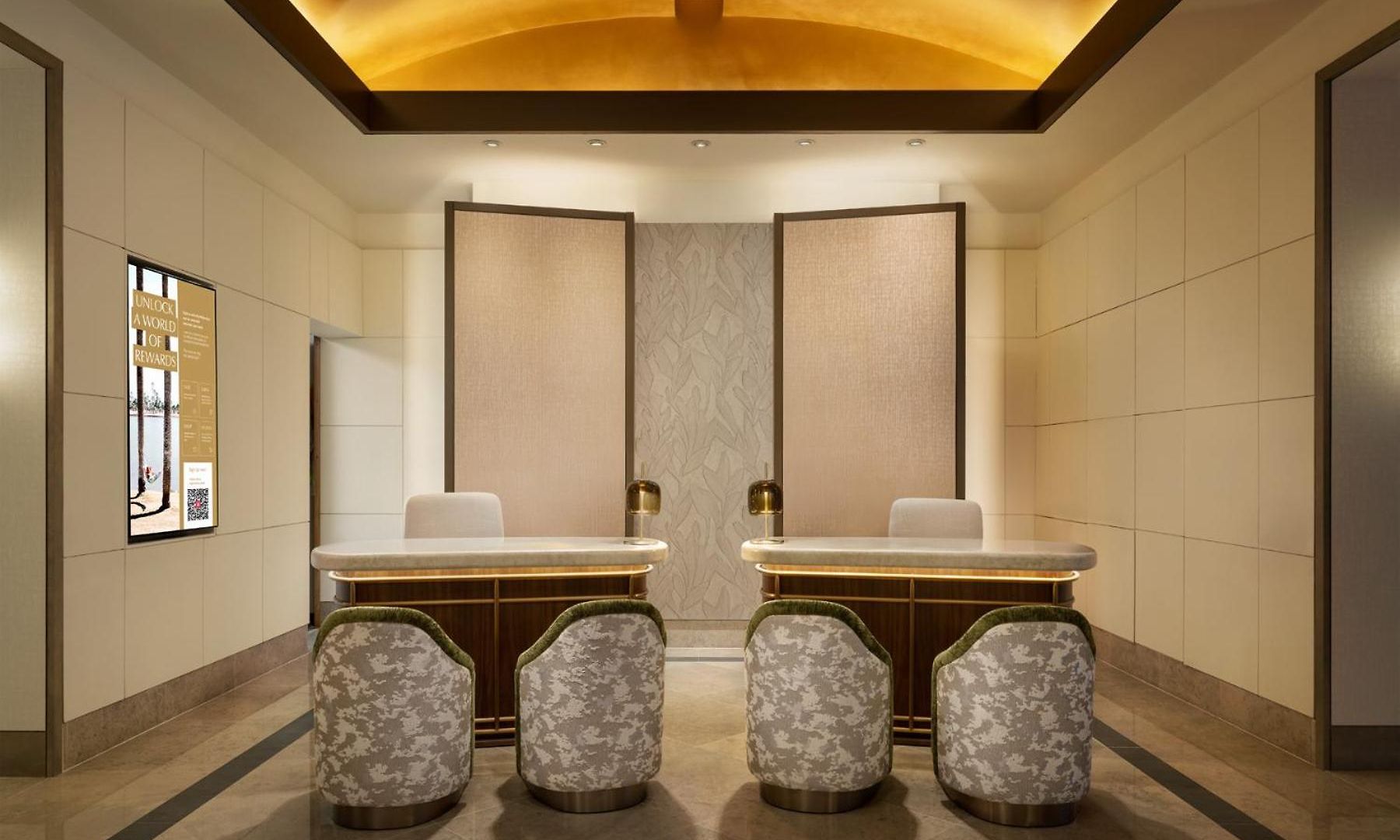 Millennium Premier Times Square Hotel 4*