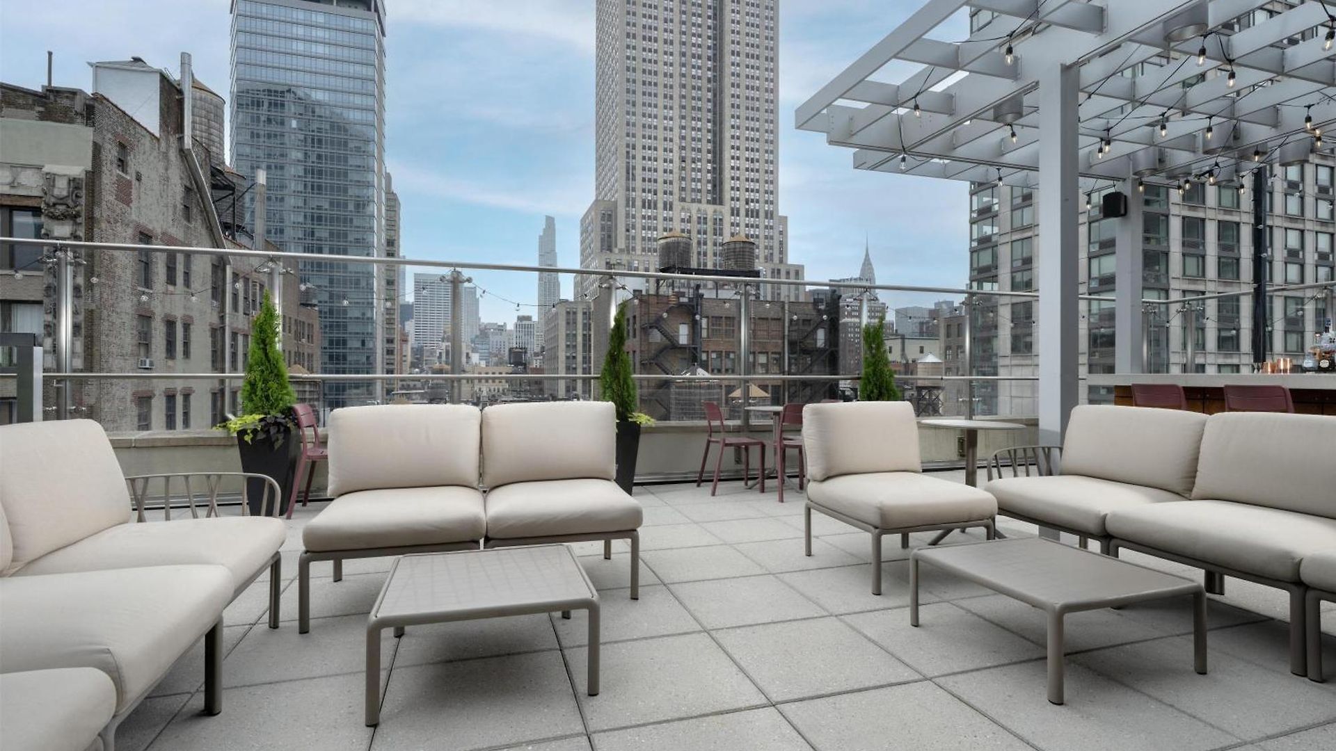 Hyatt Herald Square 4*