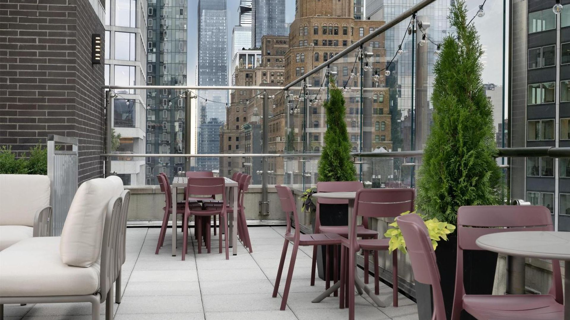Hyatt Herald Square 4*