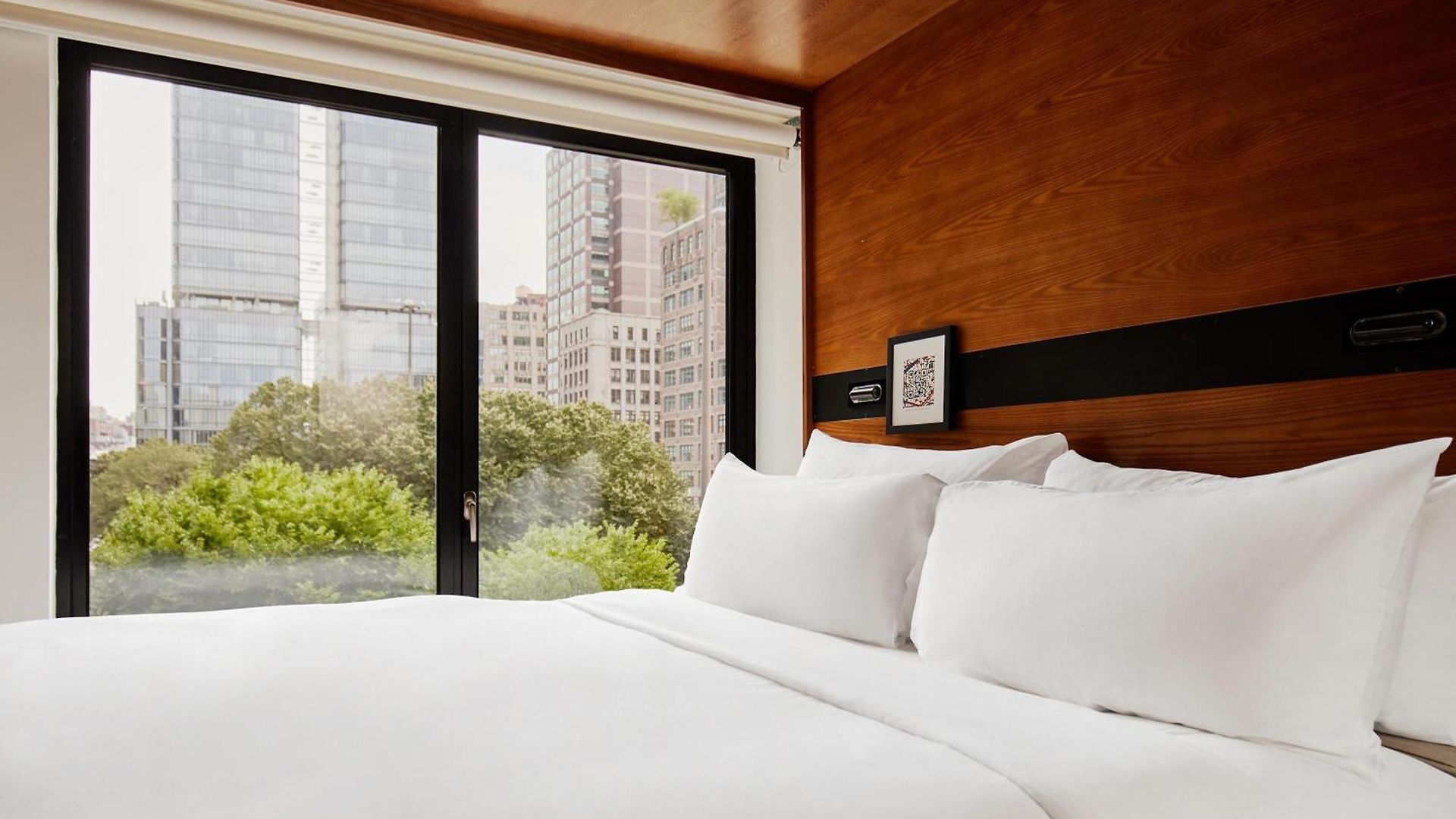 Arlo Soho 4*