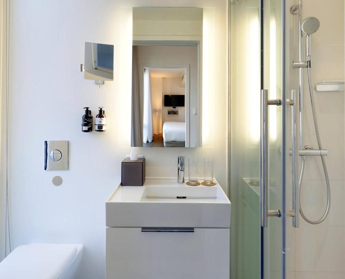 Hotel Innside By Melia Nomad 4*