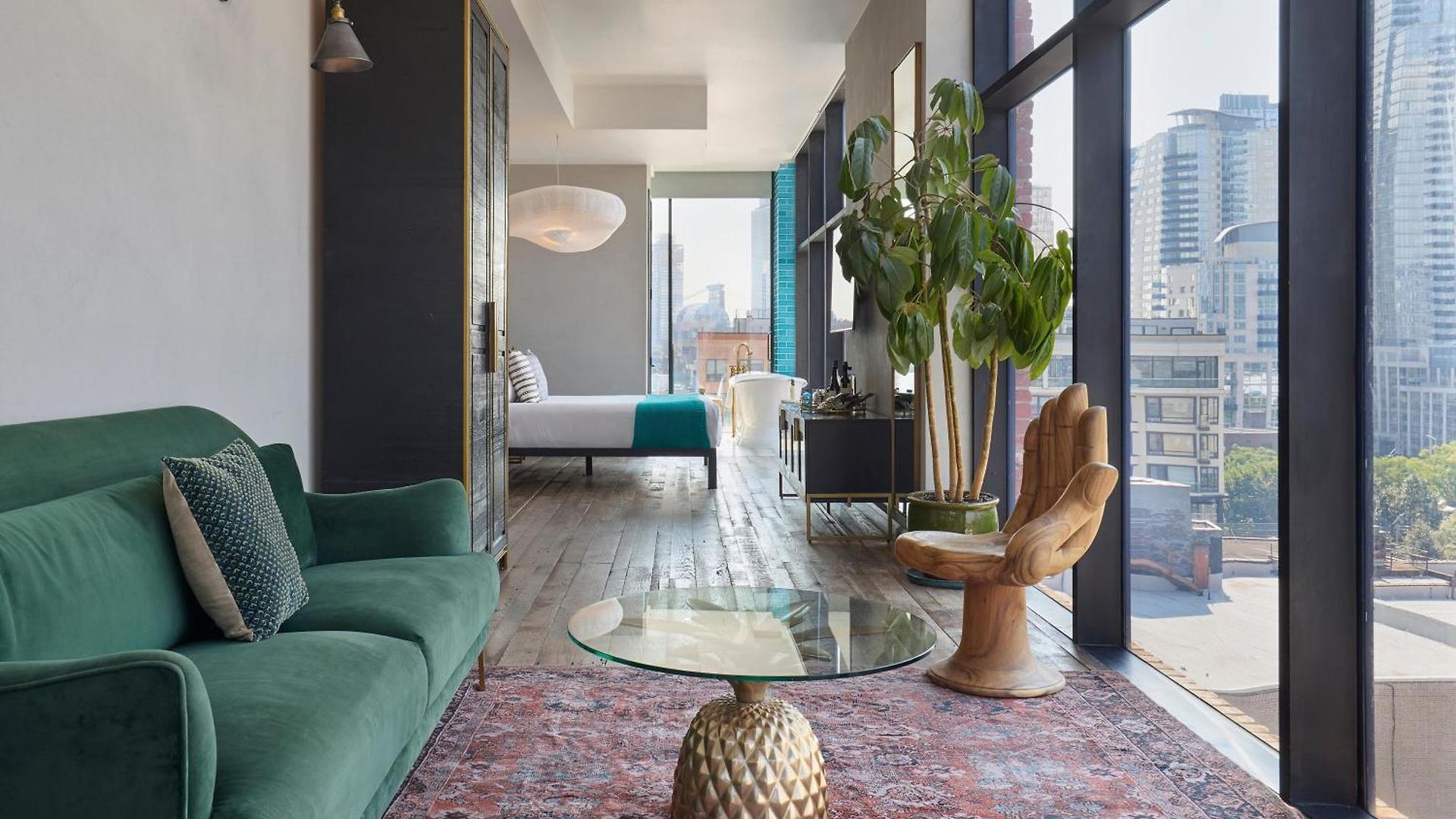 Arlo Williamsburg 5*