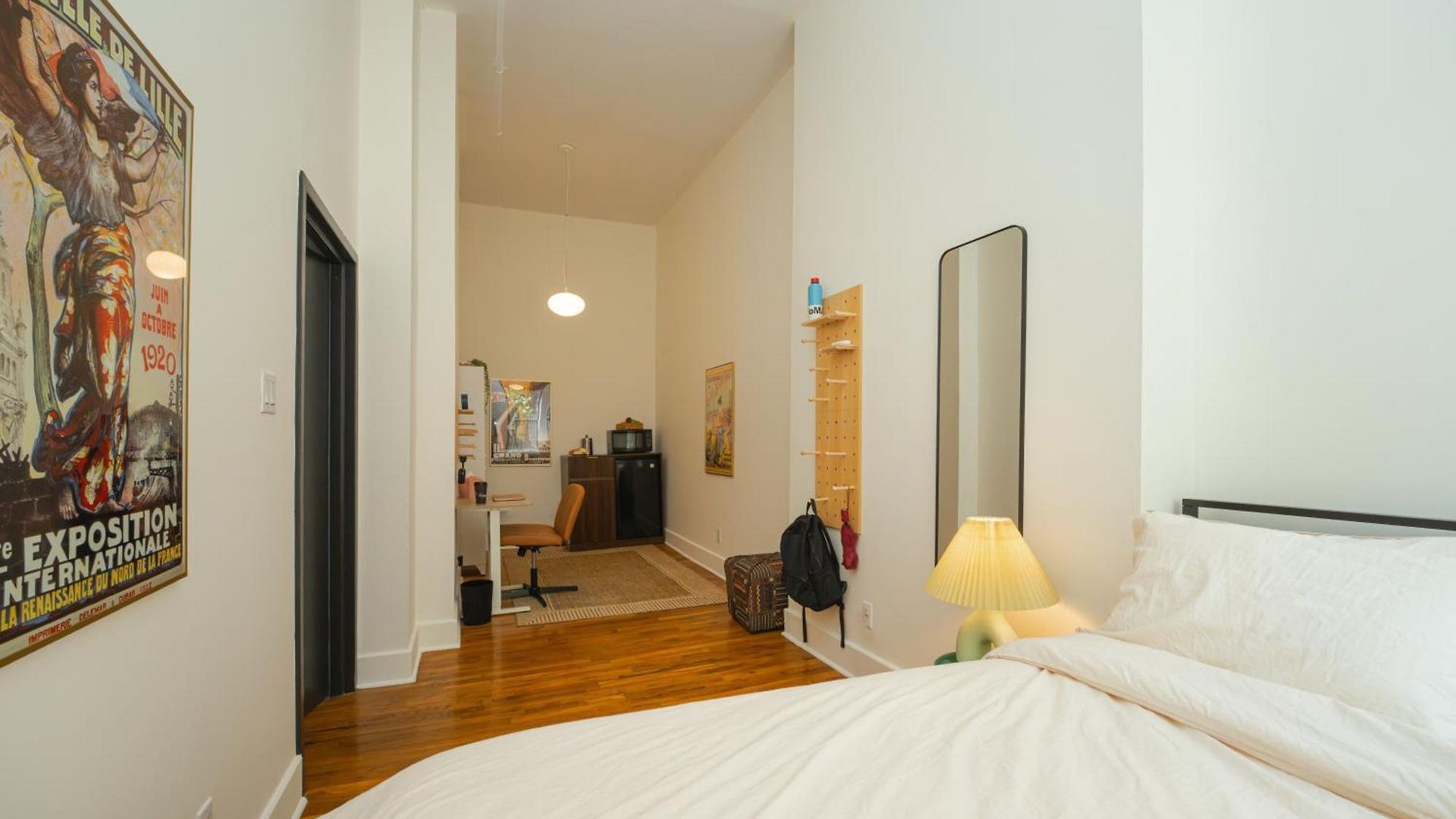 Lamartine Chelsea Hostel