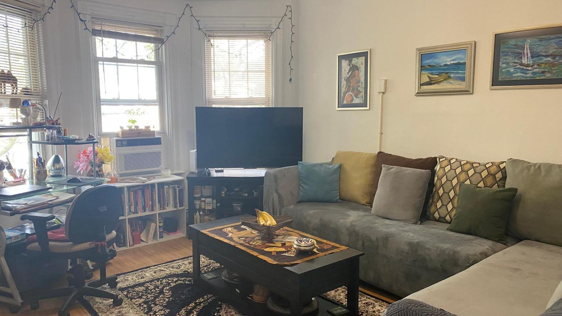 Classical American House 4 *