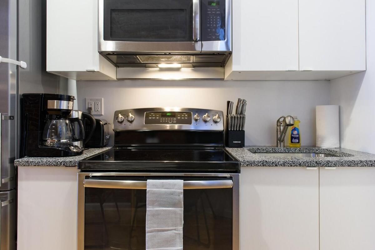 83-3w Ues Park Newly Furnished Xl New York
