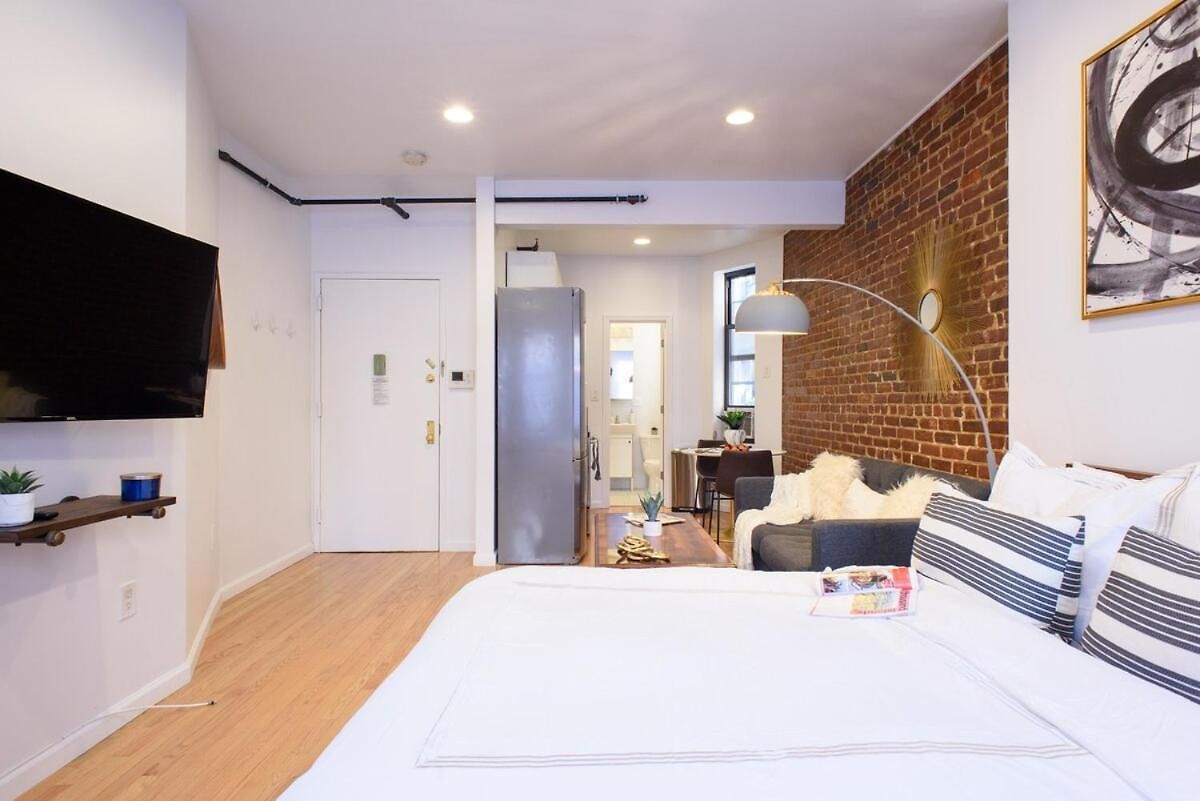 83-3w Ues Park Newly Furnished Xl Apartment New York