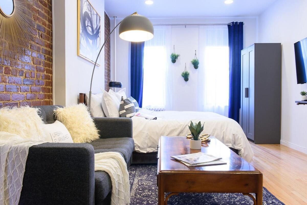 83-3w Ues Park Newly Furnished Xl
