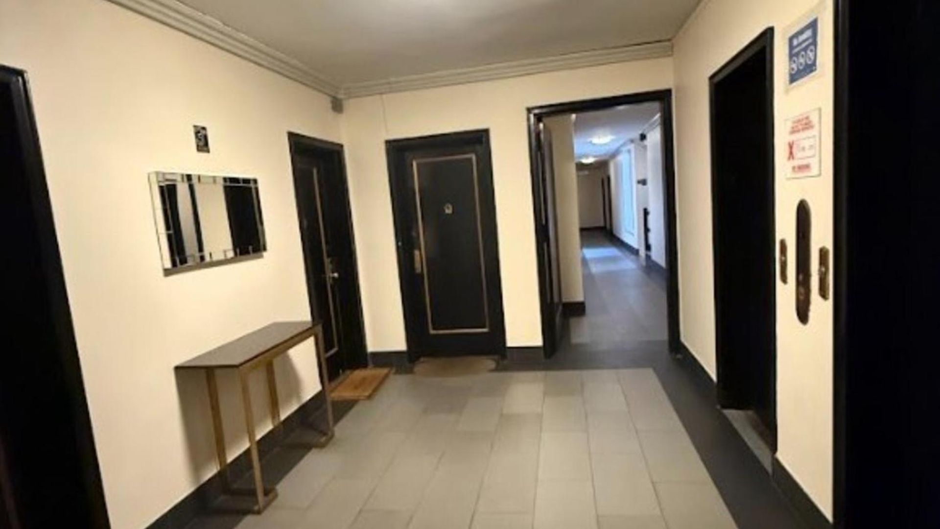 Chelsmore Apartment *