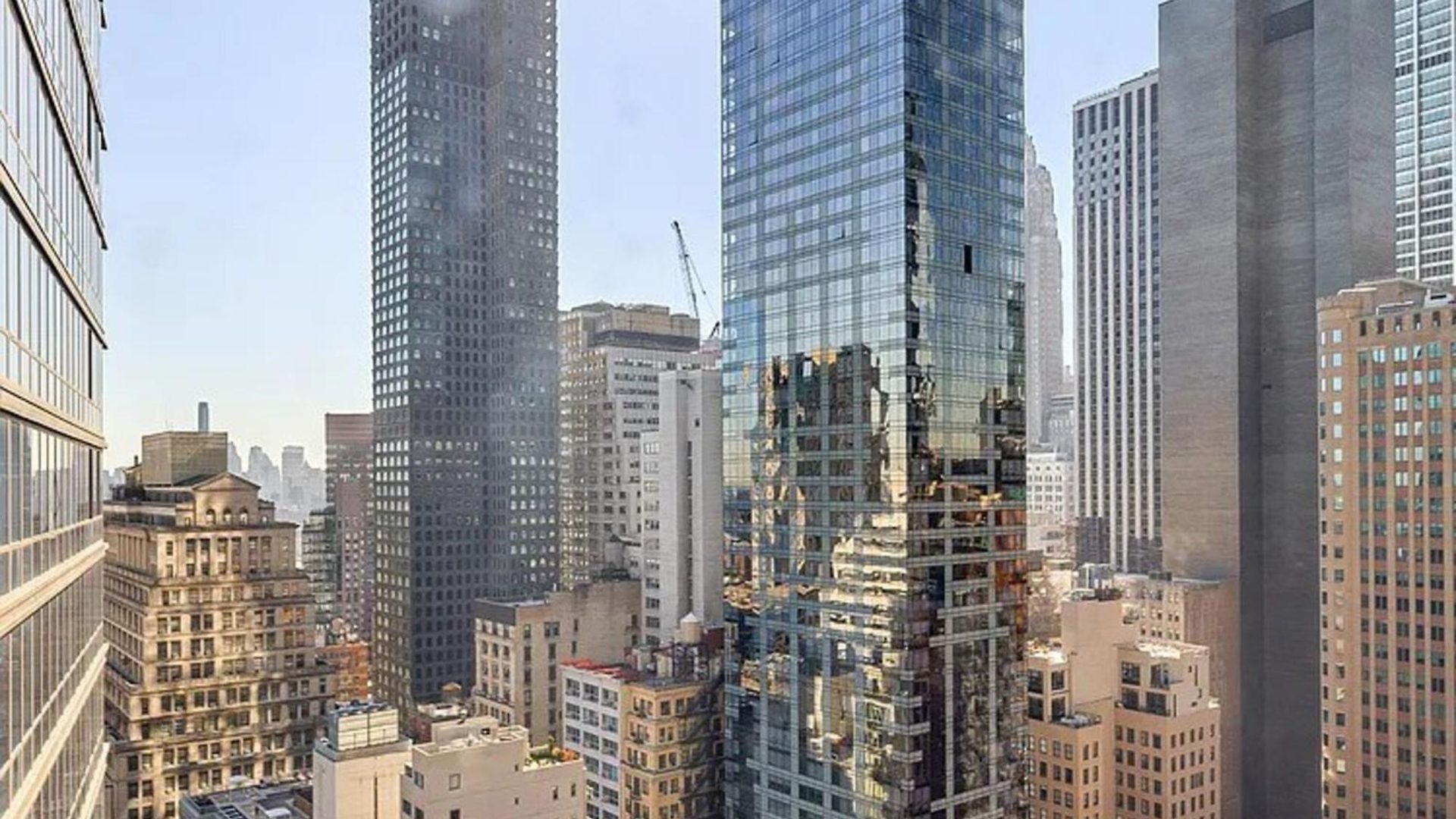 15 Park Row Apartment *