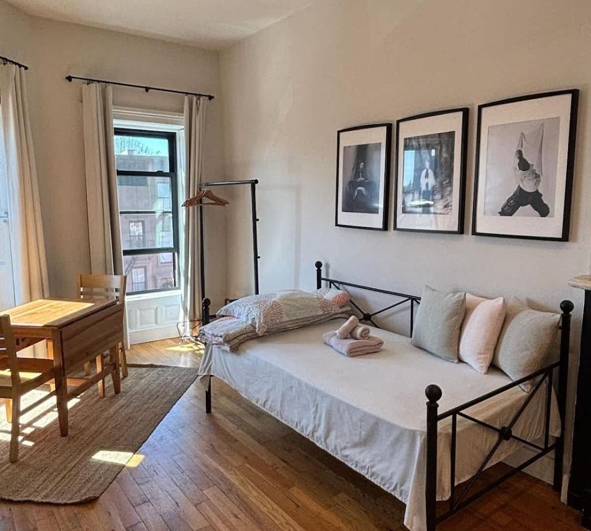 Apartment Brooklyn Sun Kissed New York