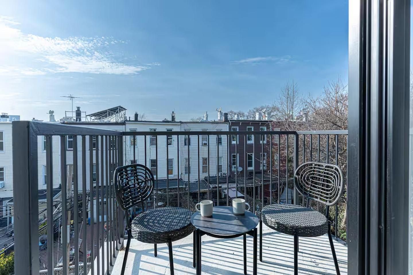 Apartment Cozy With Balcony&washer Close To Train New York