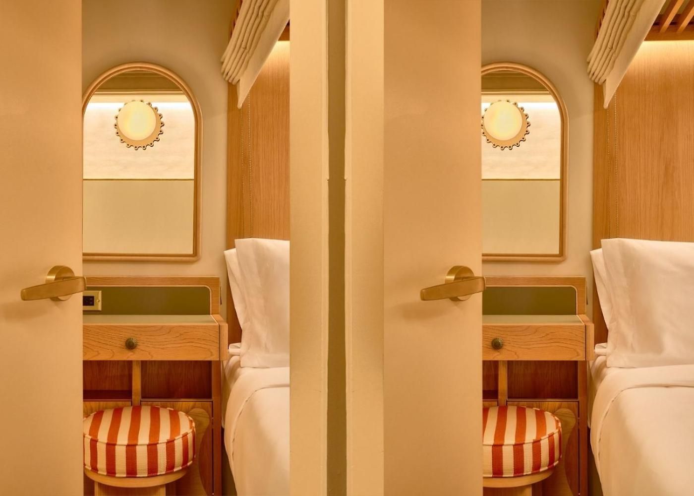 Now Now Noho (adults Only) Hostel
