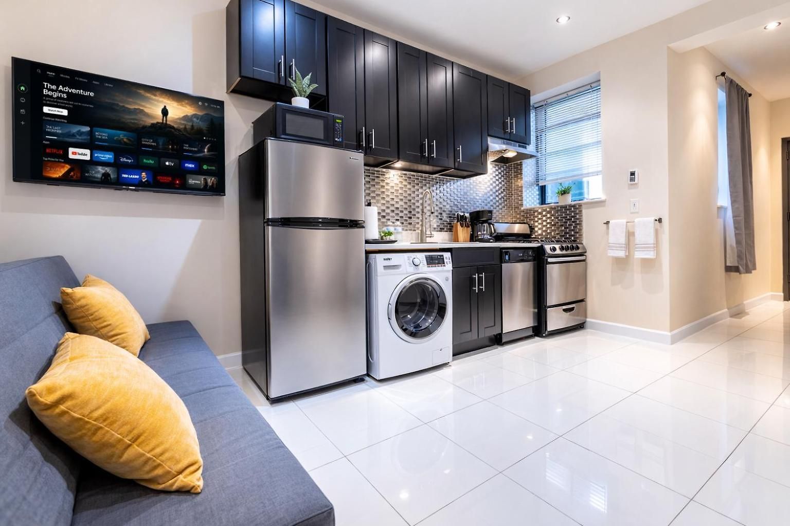 Apartment 4 Bedroom Paradise Next To Park *