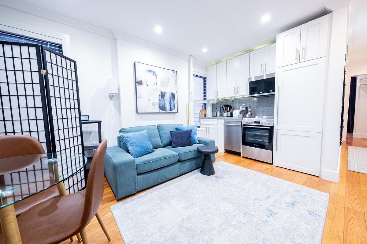 2br Near Mount Sinai & Metropolitan Hospitals * New York