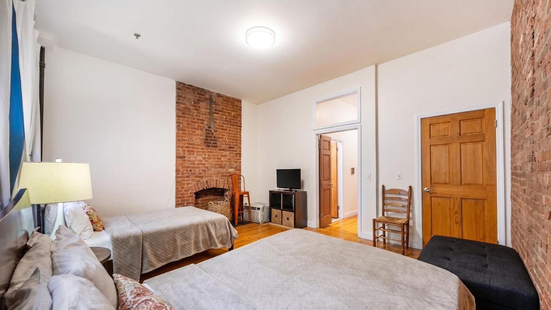Spacious 1-bedroom Retreat In Harlem Apartment New York