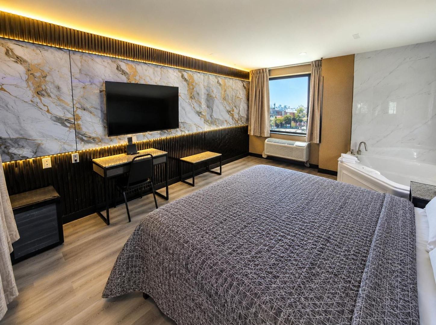 Imperial Brooklyn New Hotel 3*