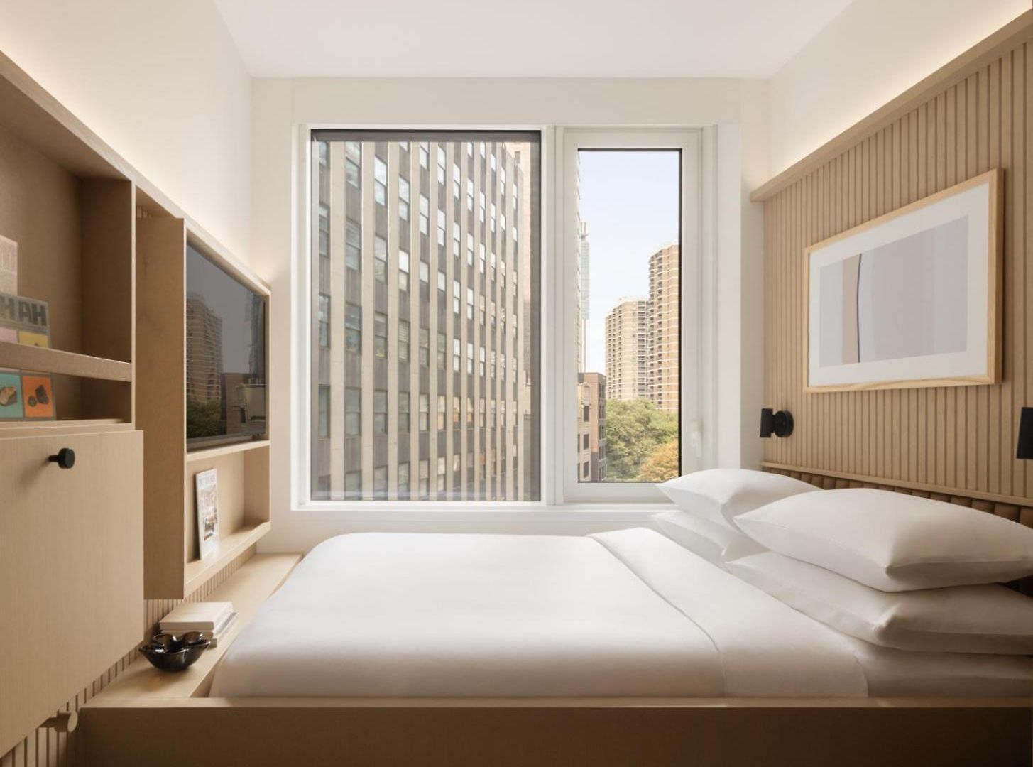 Little Something Nyc Hotel 4*