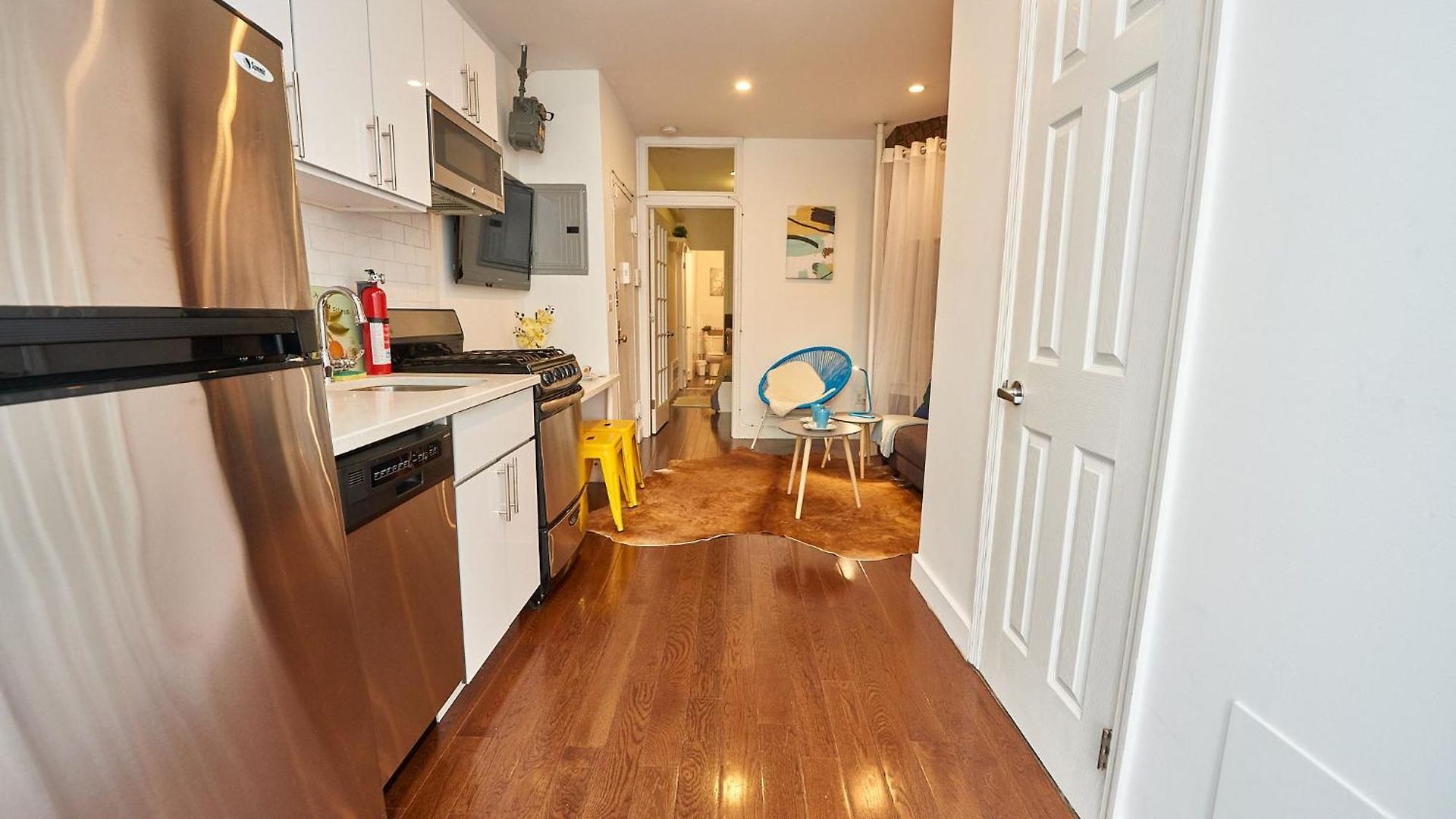 2 Bd Stylish Getaway In Lower Manhattan Apartment