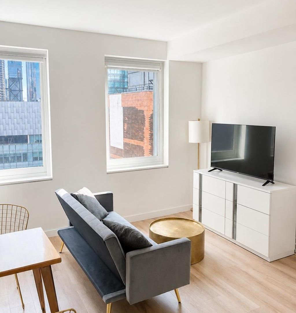Luxury Midtown 2br, Views, 24-7 Doorman, W-d * New York