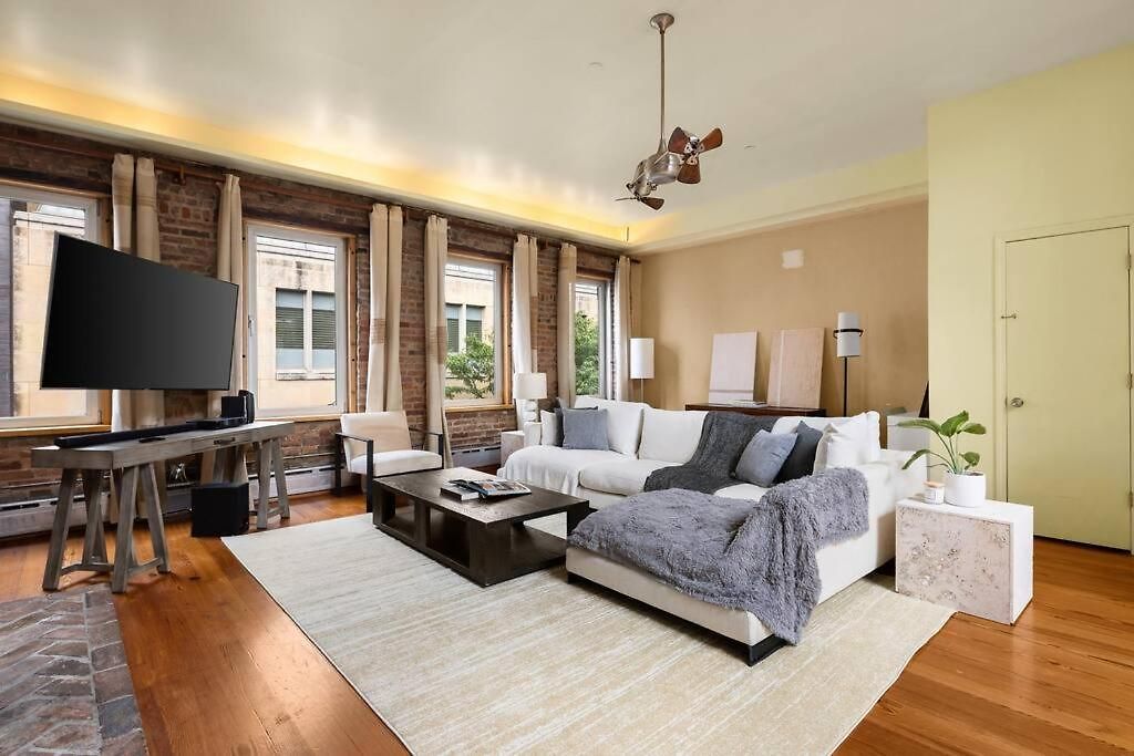 Village Place By Stayhaus 2br With 3 Terraces Apartment *