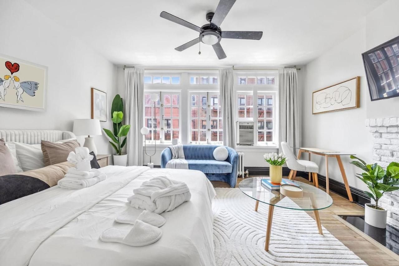 The West Village Penthouse Huge Windows Desk Skylights Cobblestone Street Apartment