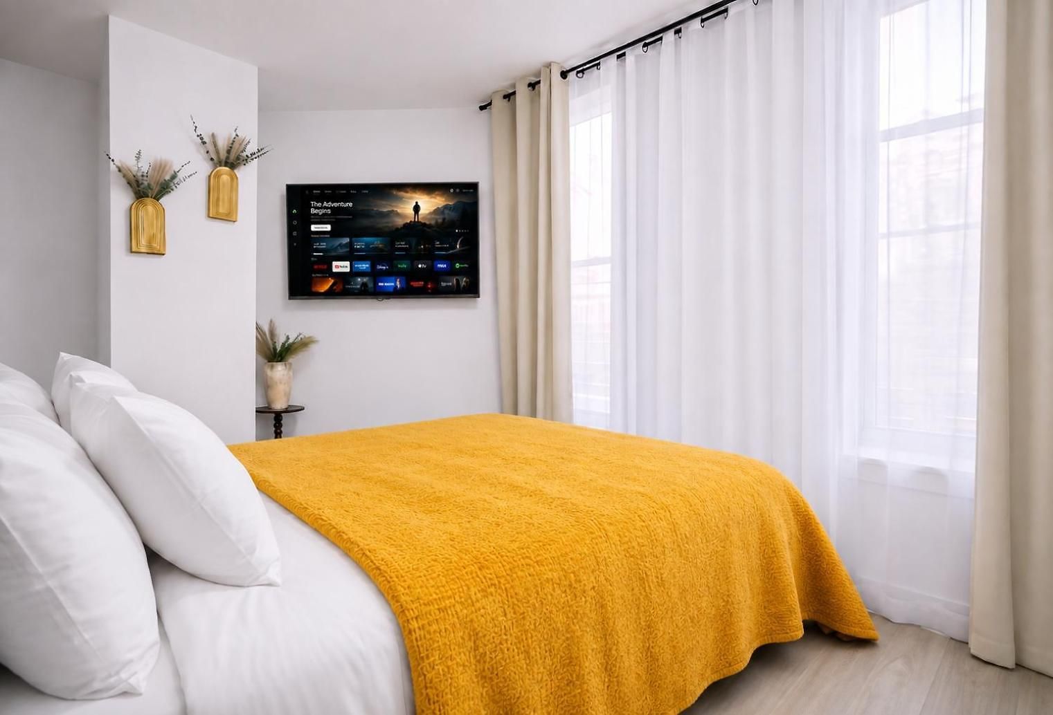 Apartment 2 Bedroom Unit In Location *