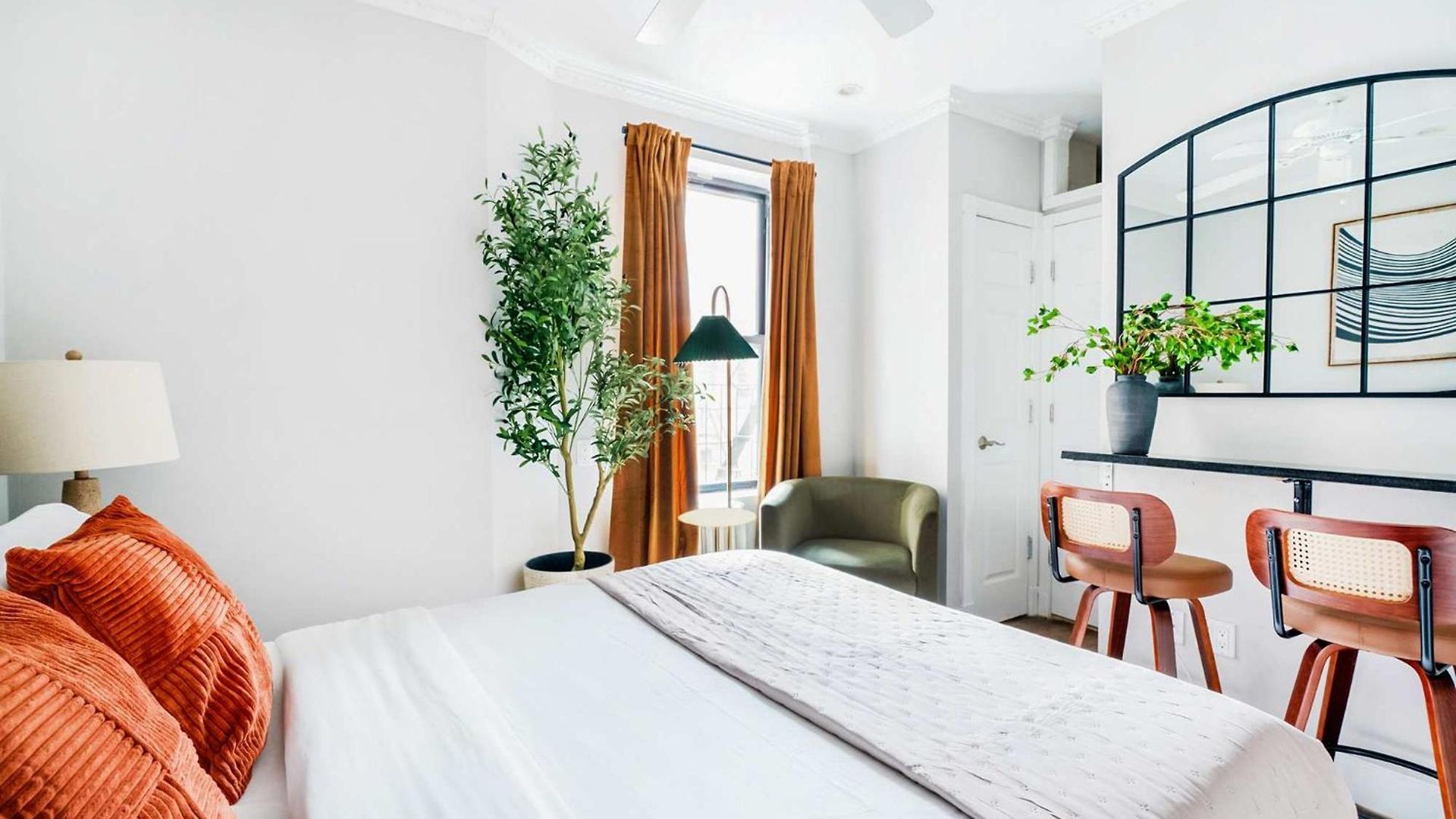 234 Mott-9 Prime Soho Cozy New Wd In-unit Apartment *