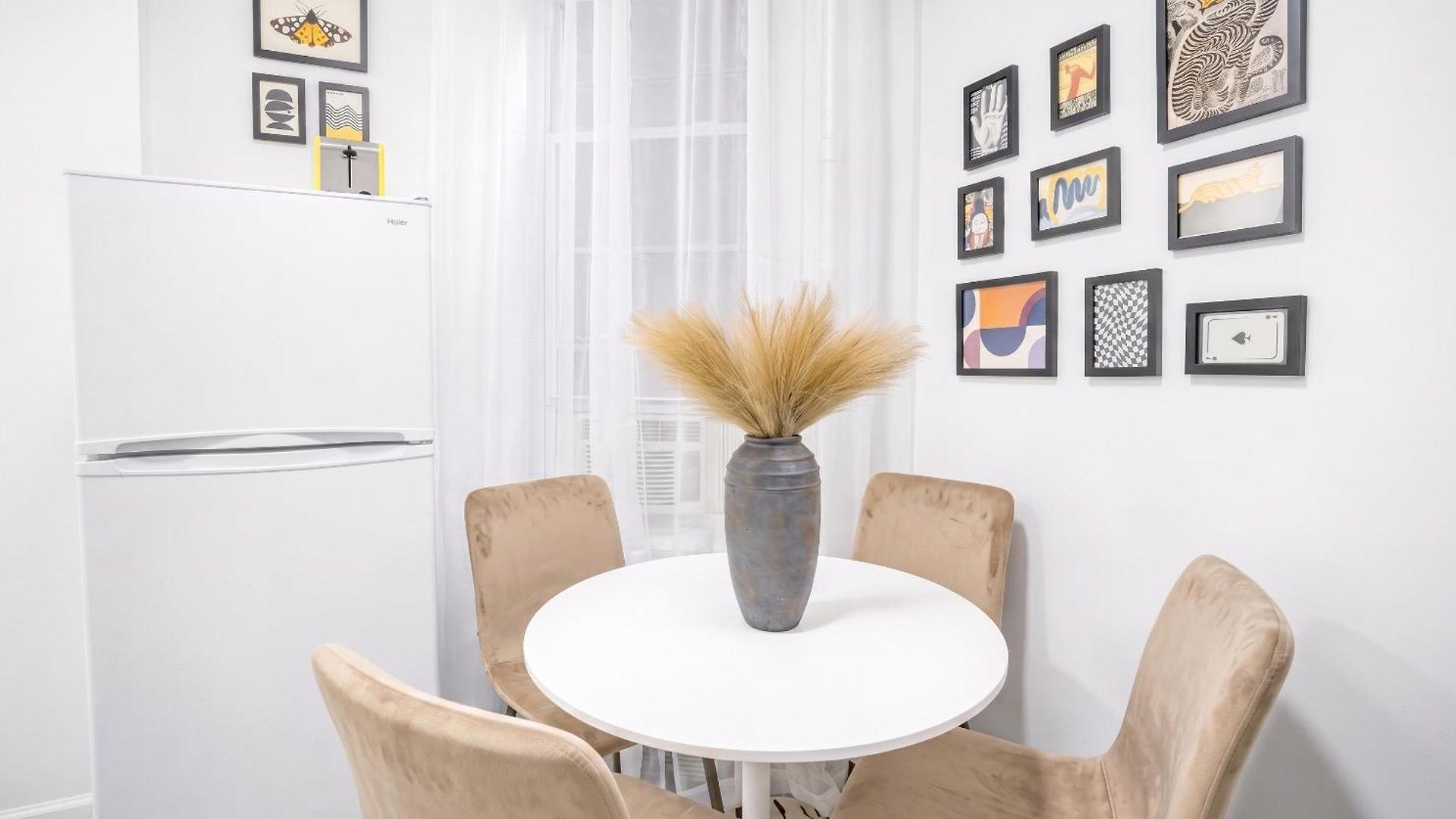 Apartment 2 Bedroom Unit In Location New York