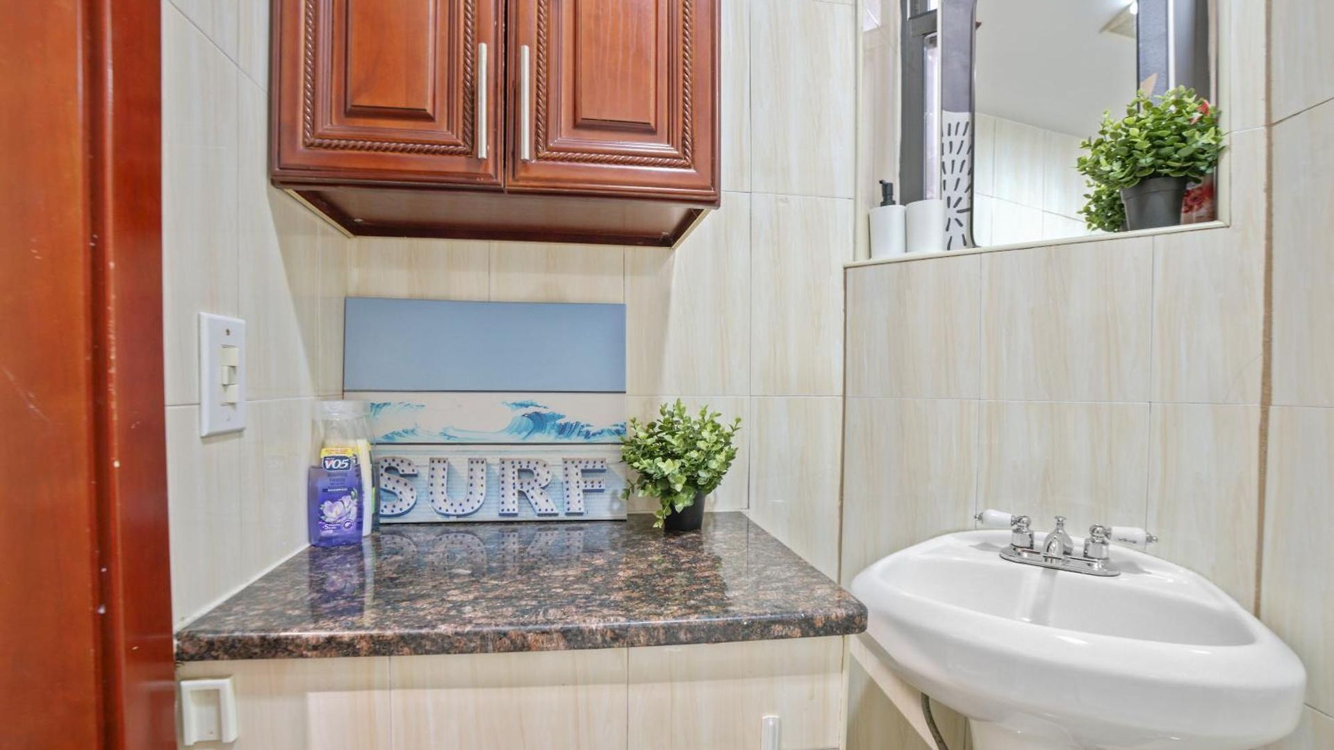 2 Bedroom Stylish Getaway *