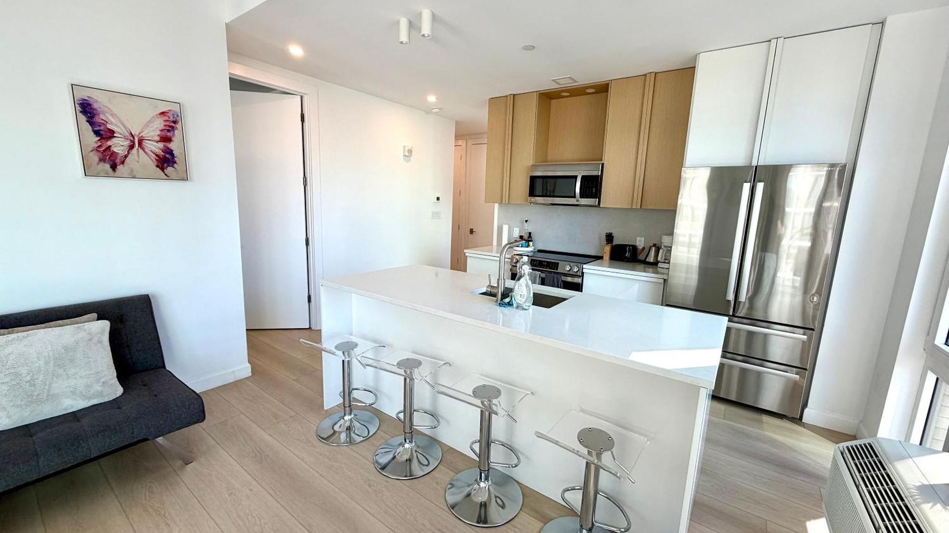 5 Mins To Midtown Luxury Corner 2br2ba With Fabulous View