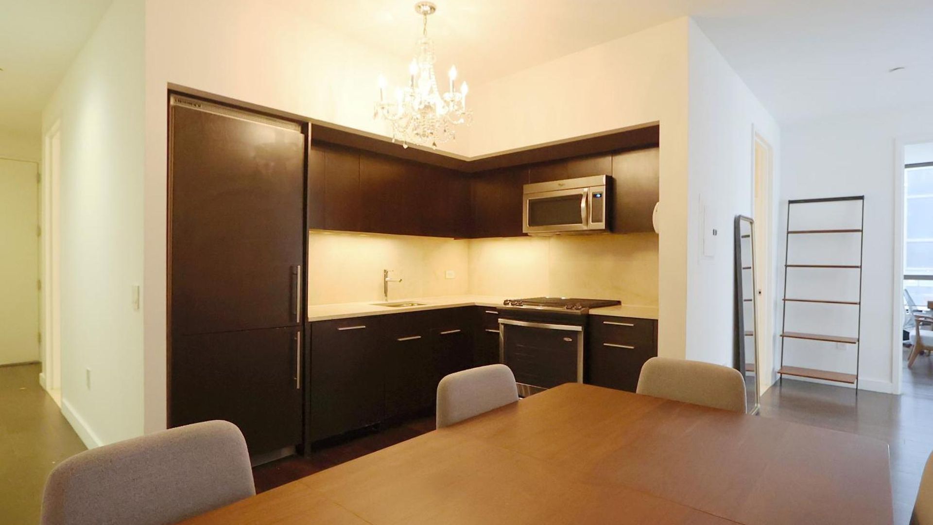 Apartment 3bd, 2 Bath, Massive Luxury In Fidi