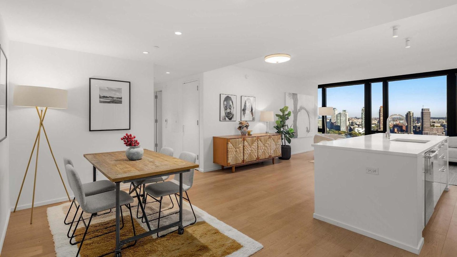 Apartment Embassy Ii 24th Floor 2br With Doorman Gym Pool New York