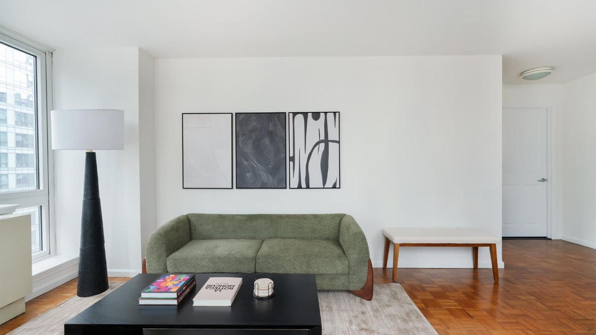 Apartment 43-20a Newly Furnished 1br- Full Service Doorman Laundry Gym Business Center *