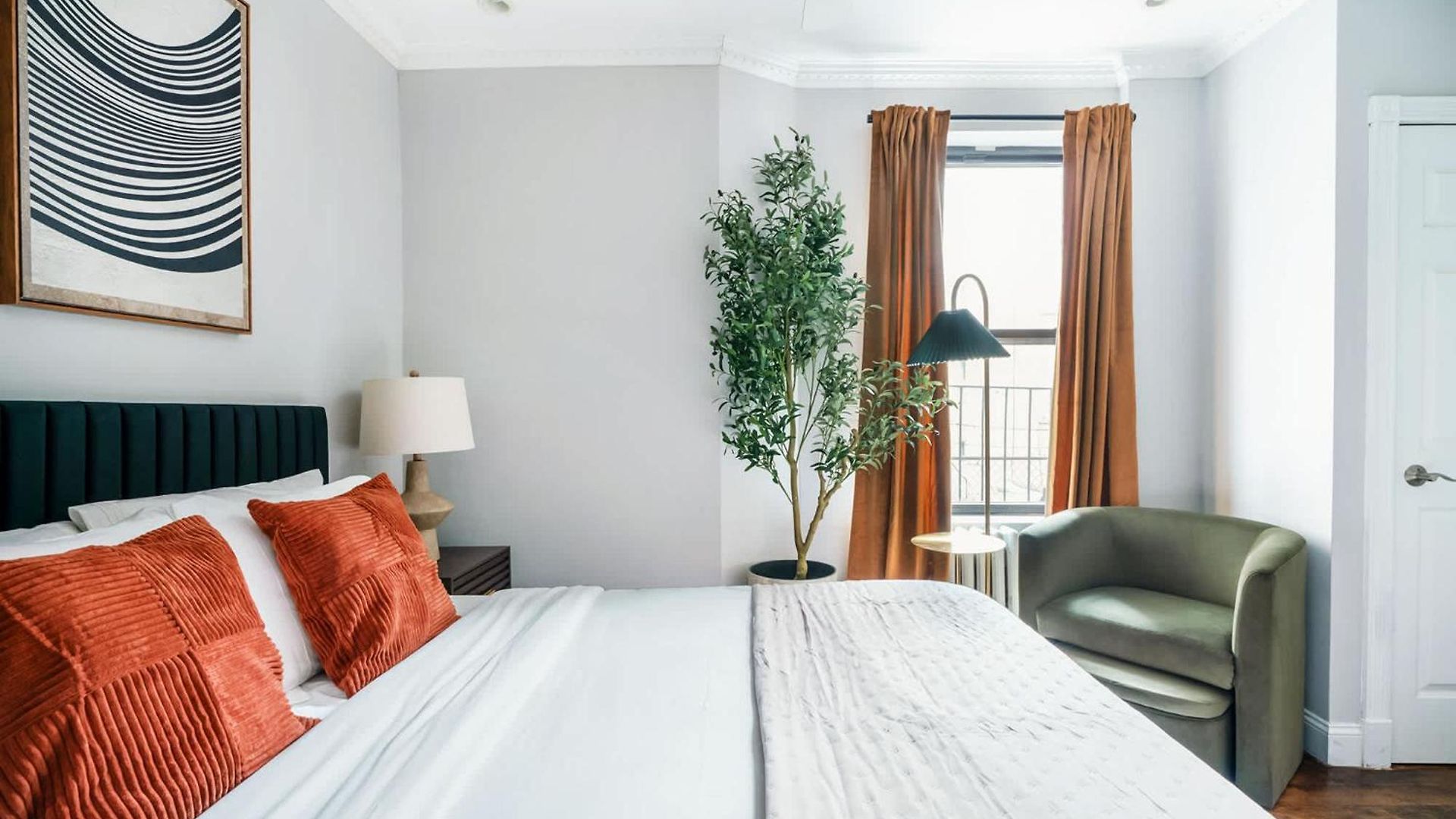234 Mott-9 Prime Soho Cozy New Wd In-unit *