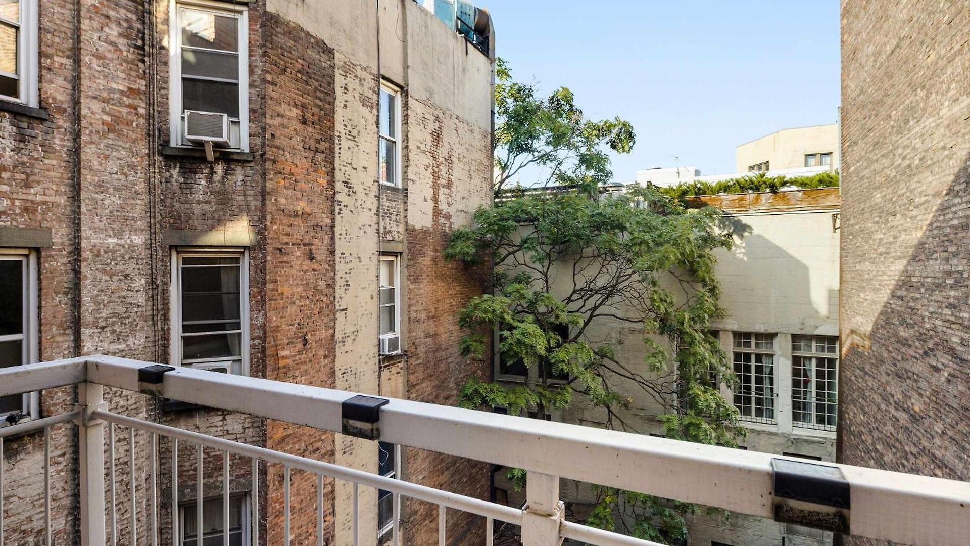 Cooper Terrace 1br Light-filled Loft With Balcony In Elevator Building *