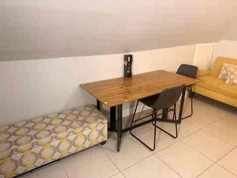 Cozy In Kew Gardens 20 Minutes To Midtown Manhattan Apartment